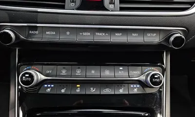 Hyundai Grandeur 2018, 61613 км, за 15800000 KRW - фото 16