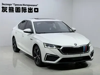 Skoda Octavia 2022, 41000 км, за 129800 CNY