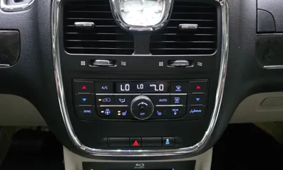 Chrysler Grand Voyager 2016, 141036 км, за 9500000 KRW - фото 15