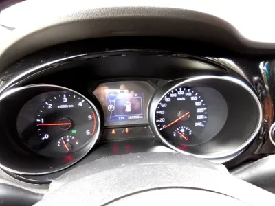 Kia Canival 2016, 180952 км, за 8990000 KRW - фото 8