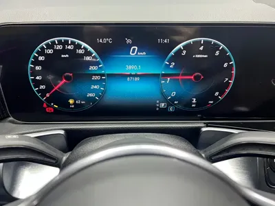 Mercedes-Benz GLB 2020, 80000 км, за 118800 CNY - фото 16