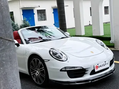 Porsche 911 2016, 20000 км, за 498000 CNY