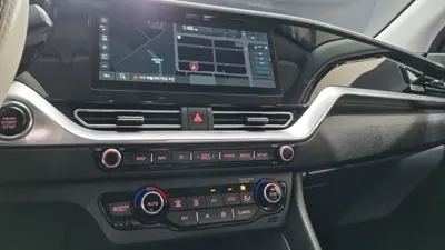 Kia Niro 2021, 123903 км, за 16300000 KRW - фото 13