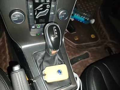 Volvo V40 2014, 137000 км, за 34412.12 CNY - фото 15