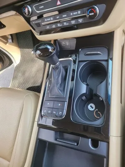 Kia Canival 2016, 117108 км, за 11800000 KRW - фото 9