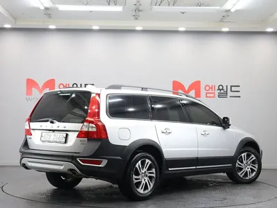 Volvo XC70 2012, 330250 км, за 4790000 KRW