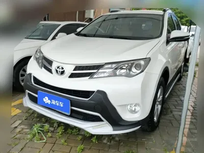 Toyota RAV4 · 2014 год