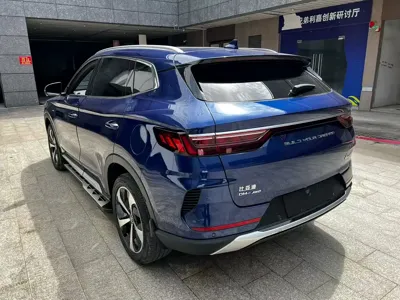 BYD PLUS New Energy 2022, 40000 км, за 69900 CNY - фото 9