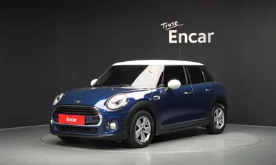 MINI Cooper · 2018 год