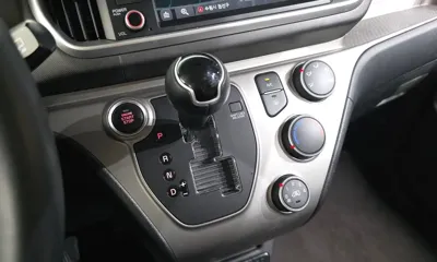 Kia Ray 2020, 12959 км, за 12200000 KRW - фото 9