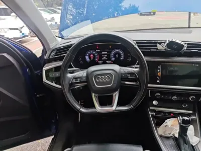 Audi Q3 2020, 96400 км, за 79000 CNY