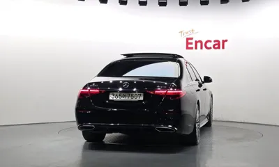 Mercedes-Benz S-Class 2023, 69217 км, за 100000000 KRW