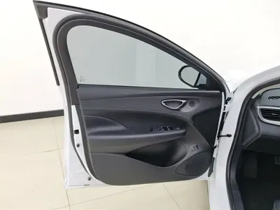 BYD Seal 05 DM-i 2025, 33500 км, за 63800 CNY - фото 7
