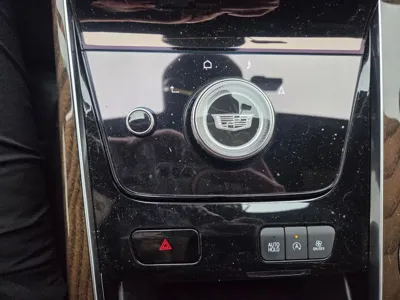 Cadillac Escalade 2025, 6700 км, за 160000000 KRW - фото 9