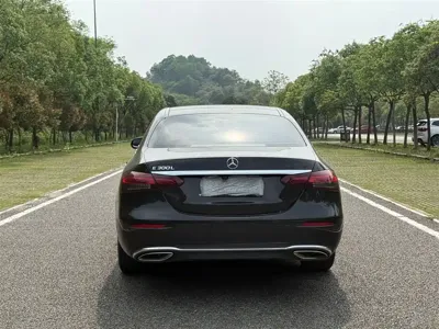 Mercedes-Benz E-Class 2021, 80000 км, за 208800 CNY - фото 8