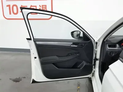 Volkswagen Bora 2021, 25200 км, за 44800 CNY - фото 8