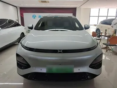 Xpeng G6 2023, 61000 км, за 125900 CNY