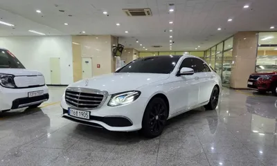 Mercedes-Benz E-Class 2017, 98909 км, за 21500000 KRW - фото 2