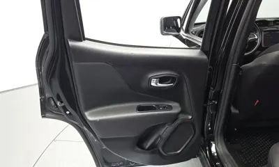 Jeep Renegade 2018, 86579 км, за 10900000 KRW - фото 25