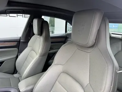 Porsche Macan EV 2025, 17000 км, за 598000 CNY - фото 13