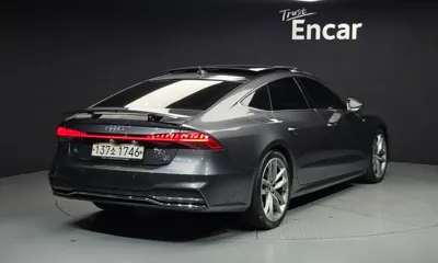 Audi A7 2020, 119555 км, за 45500000 KRW