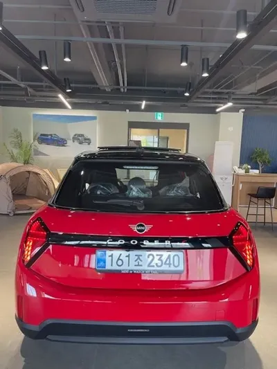 MINI Cooper 2026, 11 км, за 35000000 KRW