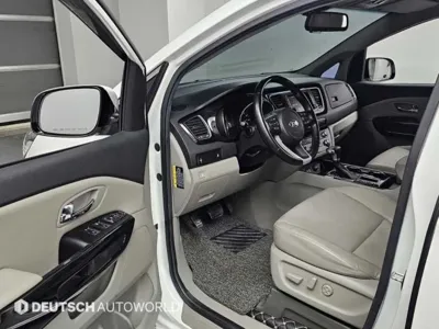 Kia Canival 2019, 114552 км, за 10800000 KRW - фото 11
