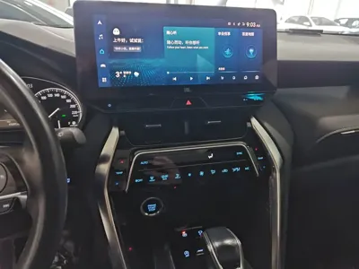 Toyota Venza 2022, 41100 км, за 128699 CNY - фото 6