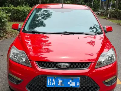 Ford Focus 2014, 100000 км, за 9900 CNY