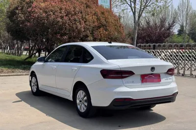 Volkswagen Lavida 2023, 74100 км, за 69747.16 CNY - фото 6