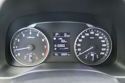 Hyundai Avante 2016, 120291 км, за 7500000 KRW - фото 12