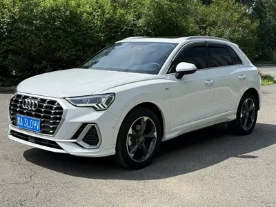 Audi Q3 · 2022 год