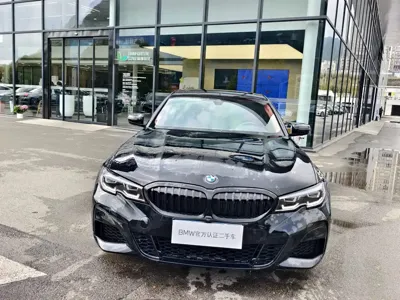 BMW 3 Series 2021, 76000 км, за 139800 CNY
