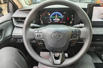 Toyota Camry 2026, 2800 км, за 138918.8 CNY - фото 9