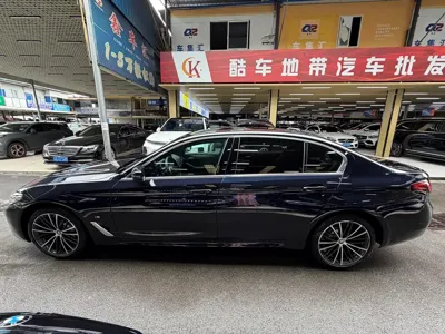 BMW 5 Series 2022, 81000 км, за 208000 CNY - фото 34