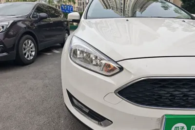 Ford Focus 2017, 108900 км, за 27764.4 CNY - фото 16