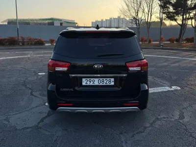 Kia Canival 2016, 244579 км, за 7800000 KRW - фото 3