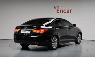 Hyundai Sonata 2013, 129478 км, за 5500000 KRW