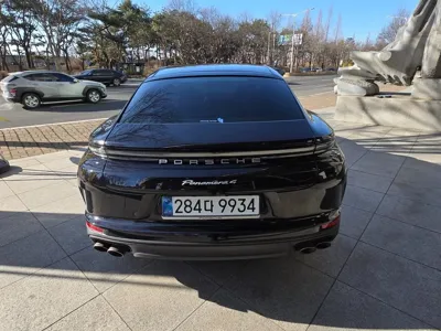 Porsche Panamera 2025, 6400 км, за 198600000 KRW