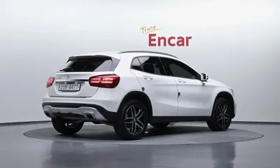 Mercedes-Benz GLA-Class 2018, 93973 км, за 14800000 KRW
