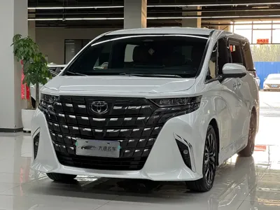 Toyota Alphard 2024, 39000 км, за 858000 CNY - фото 1