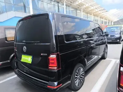 Volkswagen Multivan 2018, 180900 км, за 190300 CNY - фото 7