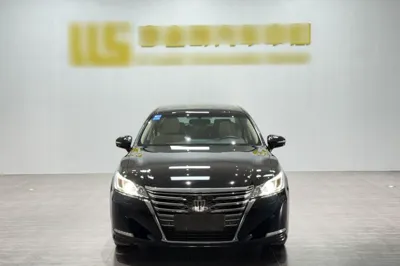 Toyota Crown 2015, 119300 км, за 115651.11 CNY - фото 13