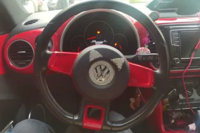 Volkswagen Beetle 2018, 95200 км, за 72887.83 CNY - фото 11