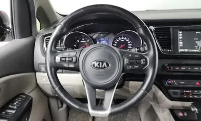Kia Canival 2018, 93710 км, за 10900000 KRW - фото 13