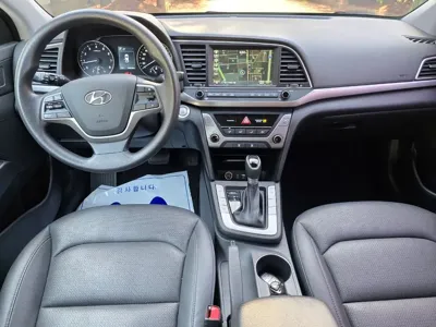 Hyundai Avante 2018, 104672 км, за 10200000 KRW - фото 11