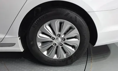 Hyundai Sonata 2017, 78025 км, за 12300000 KRW - фото 21