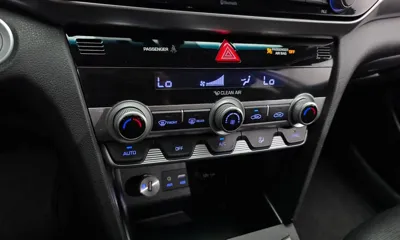 Hyundai Avante 2019, 134123 км, за 8700000 KRW - фото 17