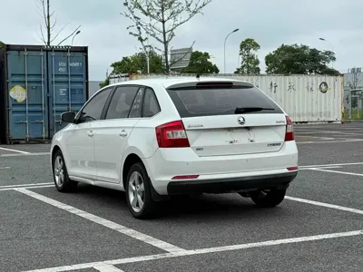 Skoda Rapid Spaceback 2018, 73000 км, за 29800 CNY - фото 6