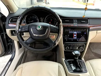 Skoda Superb 2010, 91000 км, за 13799 CNY - фото 7